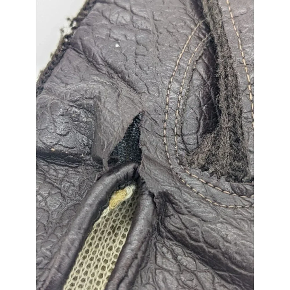 Women's Genuine Leather Winter Gloves Lined With Insulation Size Medium.
